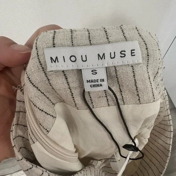 VICI- linen set - Picture 5 of 8